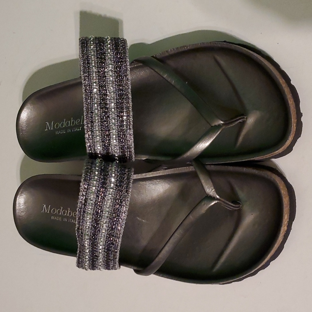 New Modabella gray comfort slip on sandles